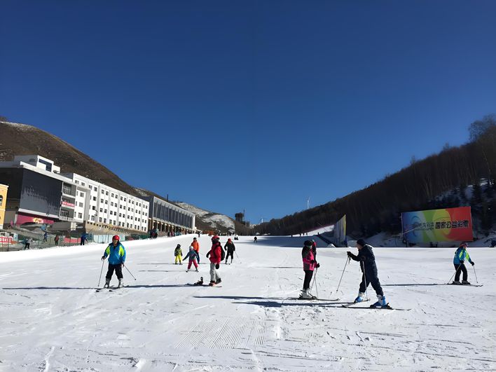 长城岭滑雪场套餐价格